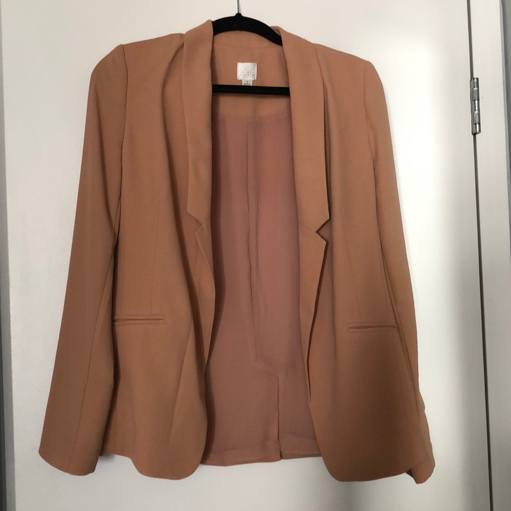 LAUREN CONRAD tan blazer